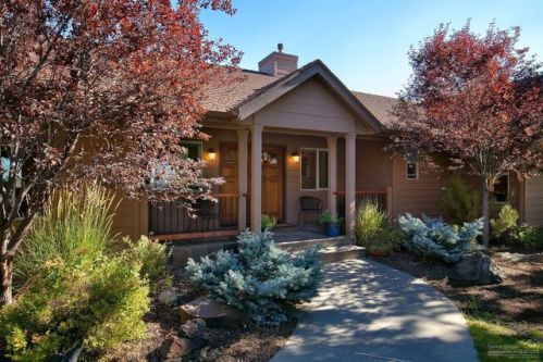 5425 Loma Linda Dr, Eagle Crest, OR 97756-9039