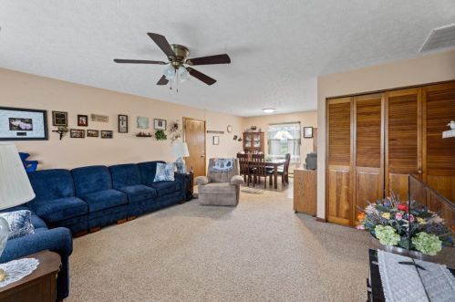 80 Sunshine Ave, Winchester, OH 45697-9462