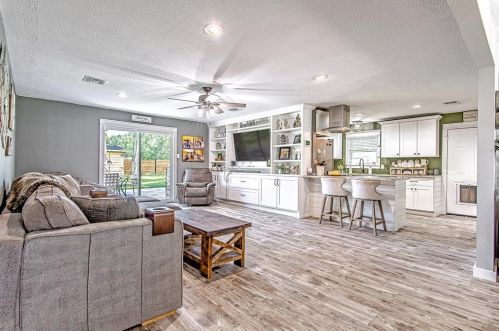 5111 Brookside Rd, Pearland TX  77581-7967 exterior