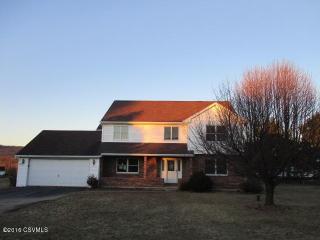 114 Pleasant Ridge Cir, Sugarloaf, PA 18249-3324