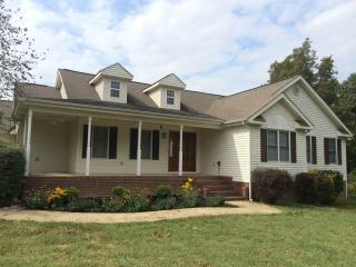 9635 Old Lovelaceville Rd, Paducah, KY 42001-8321