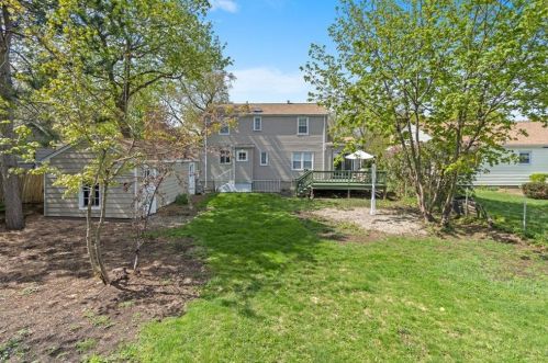 147 Trent St, Woonsocket RI  02895-1040 exterior