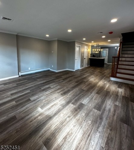 1029 Chandler Ave, Roselle NJ  07203-2746 exterior