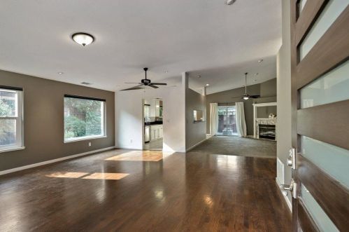321 La Loma Ave, Modesto CA  95354-1329 exterior