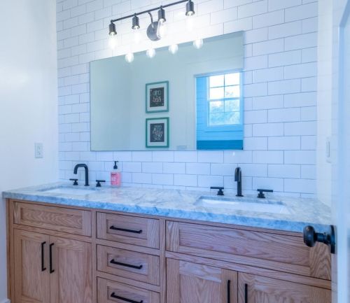 10555 Watsonville Rd, Gilroy CA  95020-9433 exterior