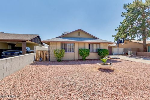 7331 Rose Ln, Glendale, AZ 85303-4334