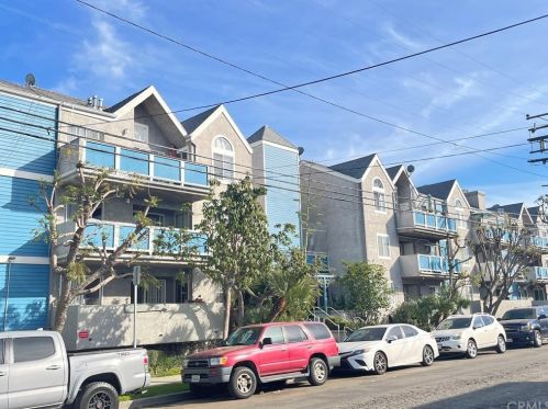 1200 Gaviota Ave, Long Beach, CA 90813-3880