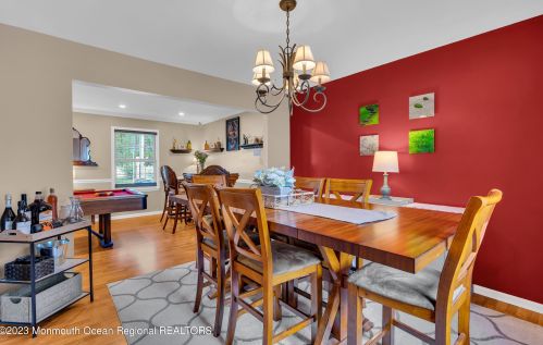 51 Camden Dr, Bricktown NJ 08723-7552 exterior