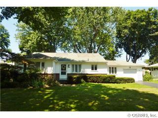494 Wimbledon Rd, Rochester, NY 14617-4749