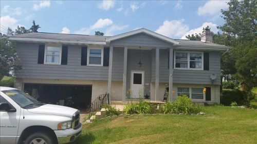 2 Airport Rd, Schubert, PA 19507-9775