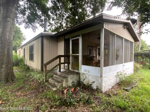 588 Canaveral Groves Blvd, Cocoa, FL 32926-4606