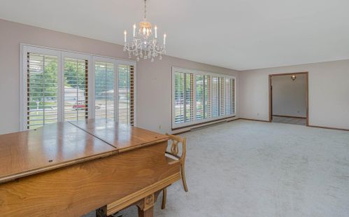 508 Wabash Pl, Hobart, IN 46342-4926