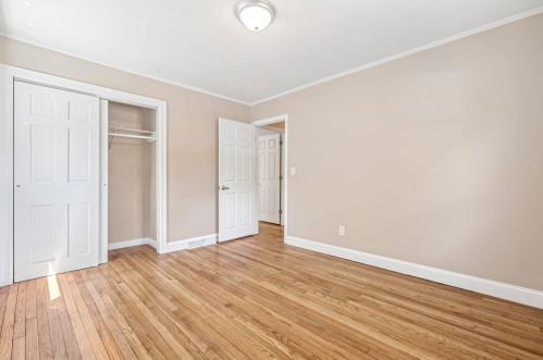 429 Main St, Danville NH  03819-3135 exterior