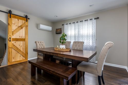 21 Felix Pl, Amityville, NY 11701-4119