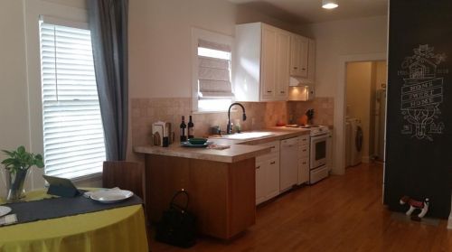 3323 Dalton St, Austin TX  78745-7440 exterior