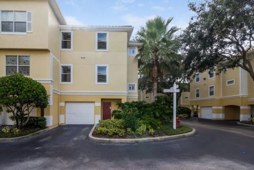 1967 Legacy Cove Dr, Maitland, FL 32751-7524