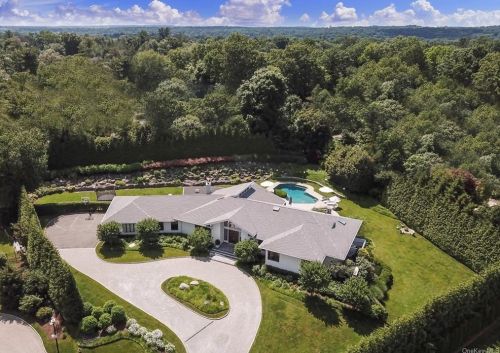 4 Brookfield Ln, Scarsdale, NY 10583-4560