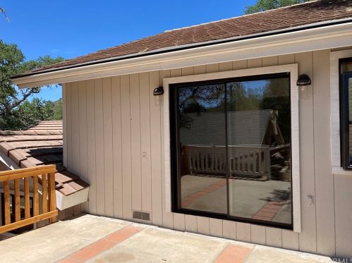 2770 Oak Shores Dr, Lake Nacimiento CA  93426-9609 exterior