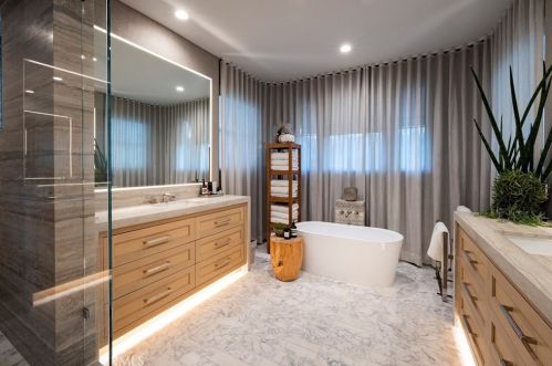 12 Tidal Surf, Newport Beach CA  92657-1905 exterior