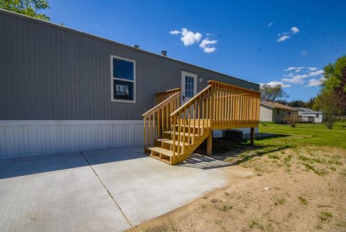 3658 750, Bass Lake IN  46534-8429 exterior