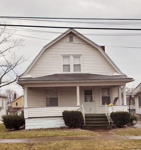 226 Fairmont Ave, New Castle, PA 16105-1910