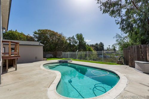 6506 Comly St, San Diego CA 92111-5401 exterior