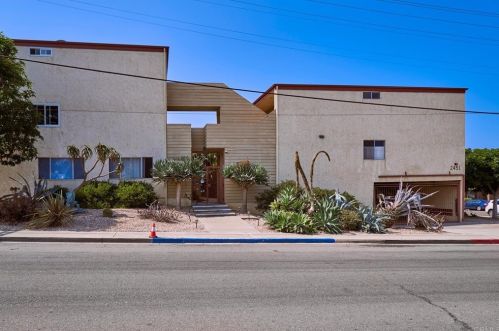 2451 Chicago St, San Diego, CA 92110-4107