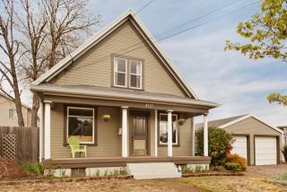 8117 Tolman St, Portland, OR 97206-6362