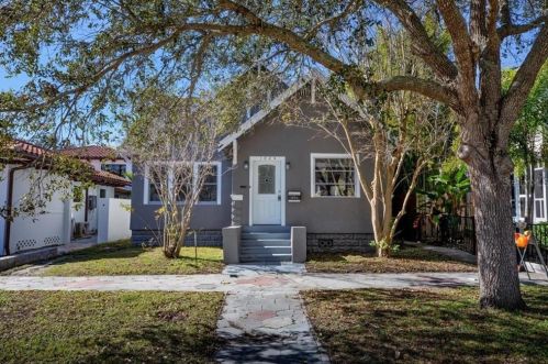 1024 Bay St, Saint Petersburg, FL 33701-1804