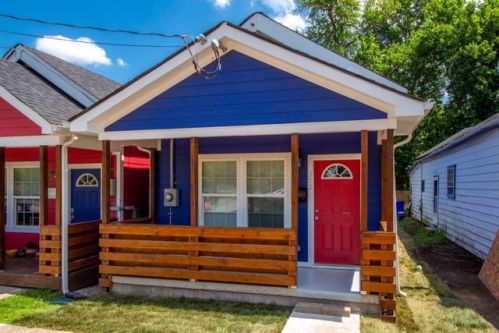 323 Wilson St, Lexington, KY 40508-1932