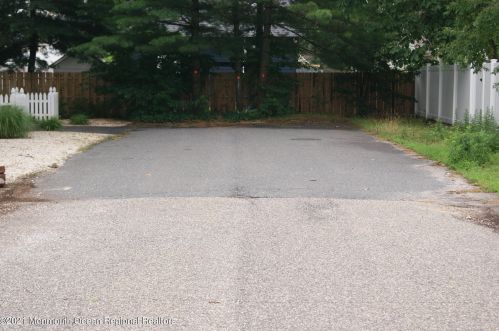 15 Van Ness Dr, Bricktown NJ  08723-5730 exterior