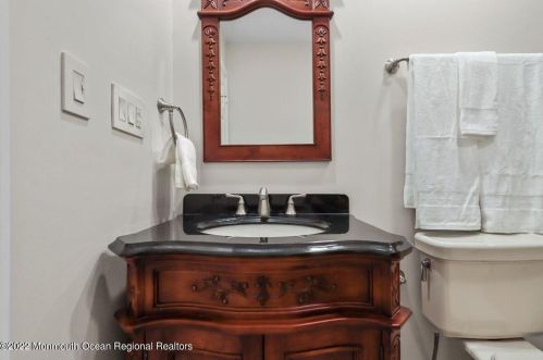 58 Arbor Dr, Wall Township NJ 07731-3080 exterior