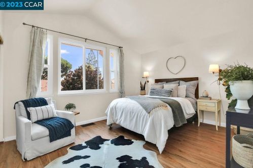 2563 Holly View Ct, Pacheco CA  94553-3457 exterior