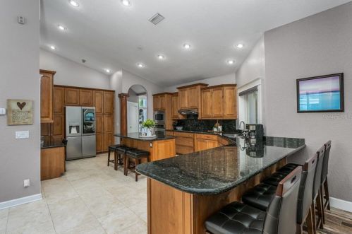 18604 Avenue Monaco, Lutz FL  33558-5316 exterior