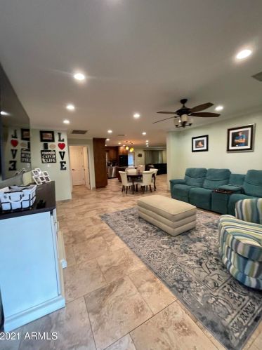 760 Meadows Dr, Chandler AZ 85224-8662 exterior