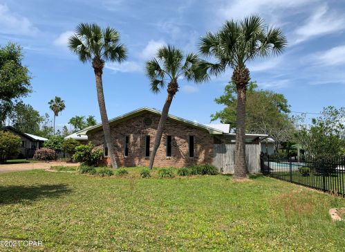 926 Goose Bayou Rd, Lynn Haven FL  32444-3430 exterior
