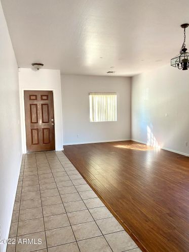 2207 92nd Dr, Phoenix AZ  85037-4215 exterior