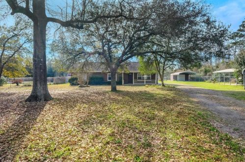 11852 Crockett Martin Rd, Conroe, TX 77306-7638