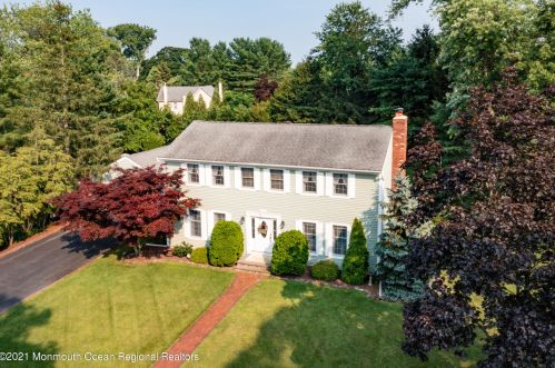 1600 Cammar Dr, Belmar, NJ 07719-4704