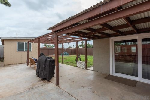 3089 Greyling Dr, San Diego CA 92123-2939 exterior