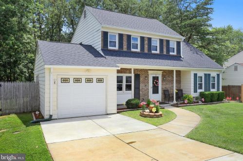 2119 Maleady Dr, Herndon, VA 20170-4024