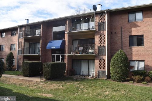 7606 Savannah St, Falls Church VA  22043-3682 exterior