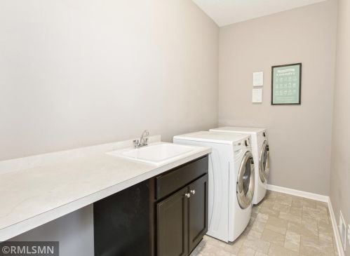 24363 Holm Oak Ave, Columbus MN  55025 exterior