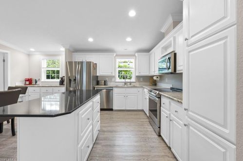 1052 Diamond Lake Cir, Naples FL 34114-9211 exterior