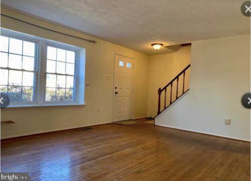 8064 Steeple Chase Ct, Springfield VA  22153-3609 exterior