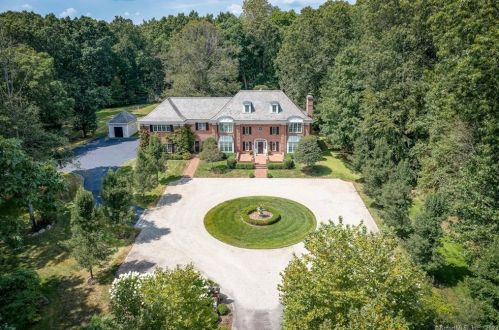 265 Dans Hwy, New Canaan, CT 06840-2506