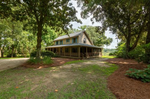 6175 Ranch Rd, Wadmalaw Is, SC 29487-6919