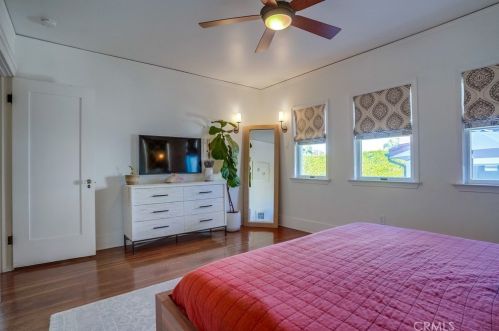 4503 Vista St, Long Beach, CA 90803-1650