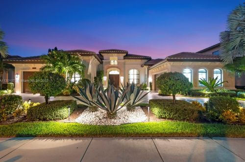 16822 Crown Bridge Dr, Delray Beach, FL 33446-2406