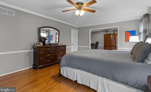 770 Dawes Dr, Yardley PA 19067-4335 exterior